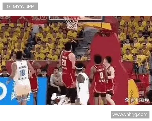 CBA激战广厦对阵四川双方全力争胜精彩瞬间回顾